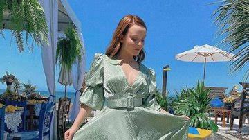 Larissa Manoela levando anal .